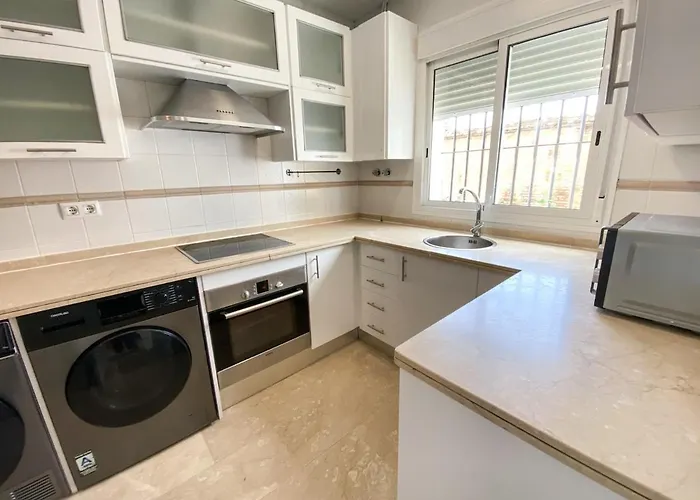 Villa With Private Swimming Pool In Sevilla